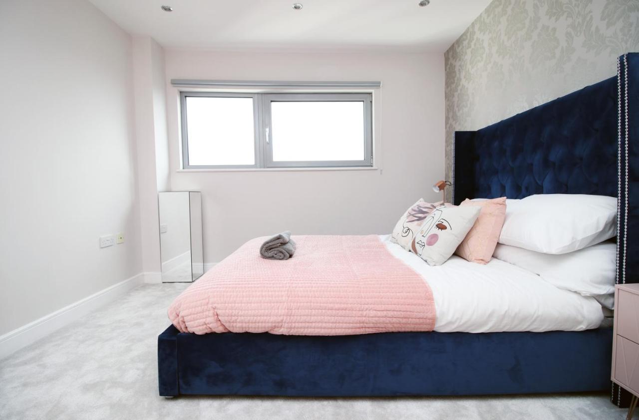 The View - Long Stay Offer - Modern Central Apartment And Parking By Cto Serviced Apartments Cardiff Dış mekan fotoğraf